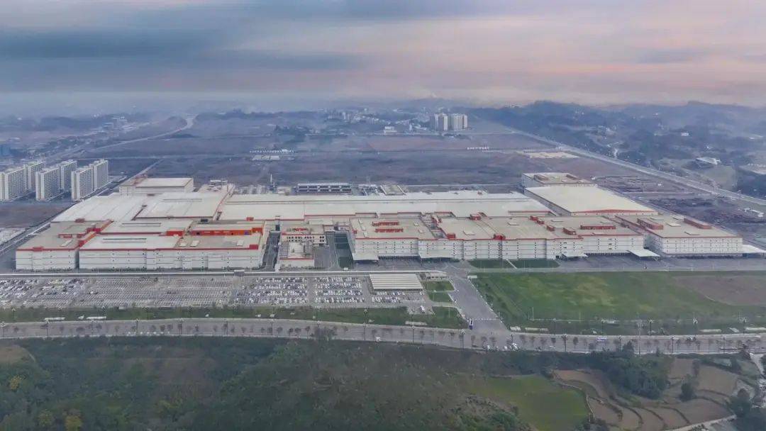 “时代长安”标准电芯下线，长安汽车携手伙伴加速进军动力电池领域